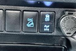 2022 Toyota Hilux SR