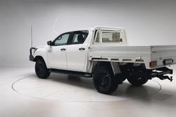 2022 Toyota Hilux SR