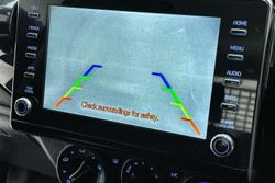 2022 Toyota Hilux SR