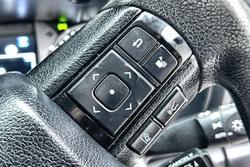 2022 Toyota Hilux SR