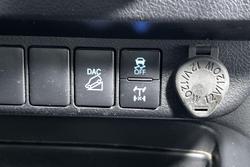 2022 Toyota Hilux SR