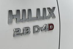 2022 Toyota Hilux SR