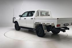 2022 Toyota Hilux SR