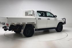 2022 Toyota Hilux SR