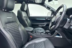 2024 Ford Everest Platinum