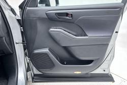 2023 Toyota Kluger GX