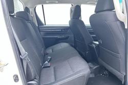 2022 Toyota Hilux SR