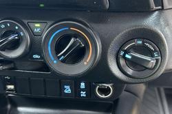 2022 Toyota Hilux SR