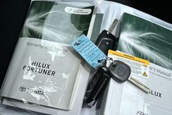 2022 Toyota Hilux SR