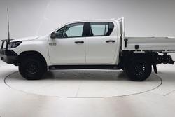 2022 Toyota Hilux SR