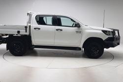 2022 Toyota Hilux SR