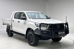 2022 Toyota Hilux SR