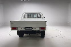 2022 Toyota Hilux SR