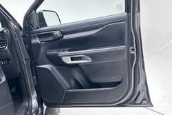 2024 Ford Everest Platinum