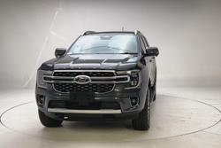 2024 Ford Everest Platinum