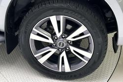 2022 Isuzu MU-X LS-T