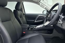 2024 Mitsubishi Pajero Sport GLS