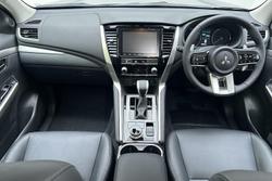 2024 Mitsubishi Pajero Sport GLS