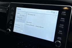 2023 Toyota Hilux SR