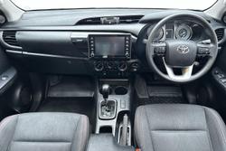 2023 Toyota Hilux SR