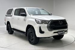 2023 Toyota Hilux SR