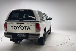 2023 Toyota Hilux SR