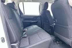 2022 Toyota Hilux SR