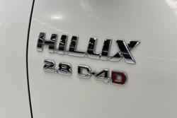 2022 Toyota Hilux SR