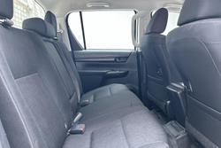 2022 Toyota Hilux SR