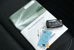 2022 Toyota Hilux SR