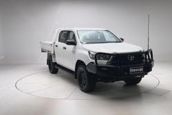 2022 Toyota Hilux SR