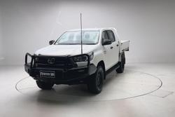 2022 Toyota Hilux SR