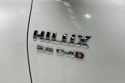 2022 Toyota Hilux SR