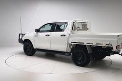 2022 Toyota Hilux SR
