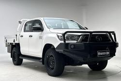 2022 Toyota Hilux SR