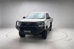 2022 Toyota Hilux SR