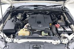 2022 Toyota Hilux SR