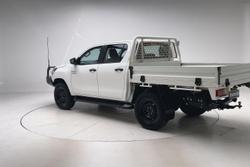 2022 Toyota Hilux SR