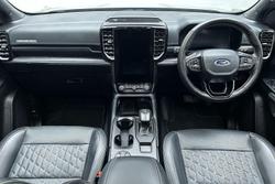 2024 Ford Everest Platinum