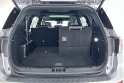 2024 Ford Everest Platinum