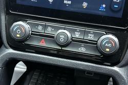 2024 Ford Everest Platinum