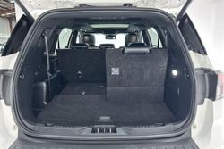 2024 Ford Everest Platinum