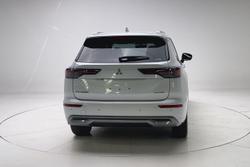 2025 Mitsubishi Outlander Exceed