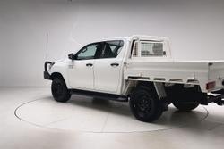 2022 Toyota Hilux SR