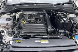 2023 Volkswagen Golf 110TSI R-Line