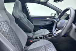 2023 Volkswagen Golf 110TSI R-Line