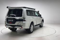 2018 Mitsubishi Pajero GLS