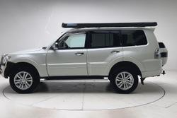 2018 Mitsubishi Pajero GLS