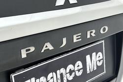 2018 Mitsubishi Pajero GLS