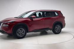 2024 Nissan X-TRAIL ST